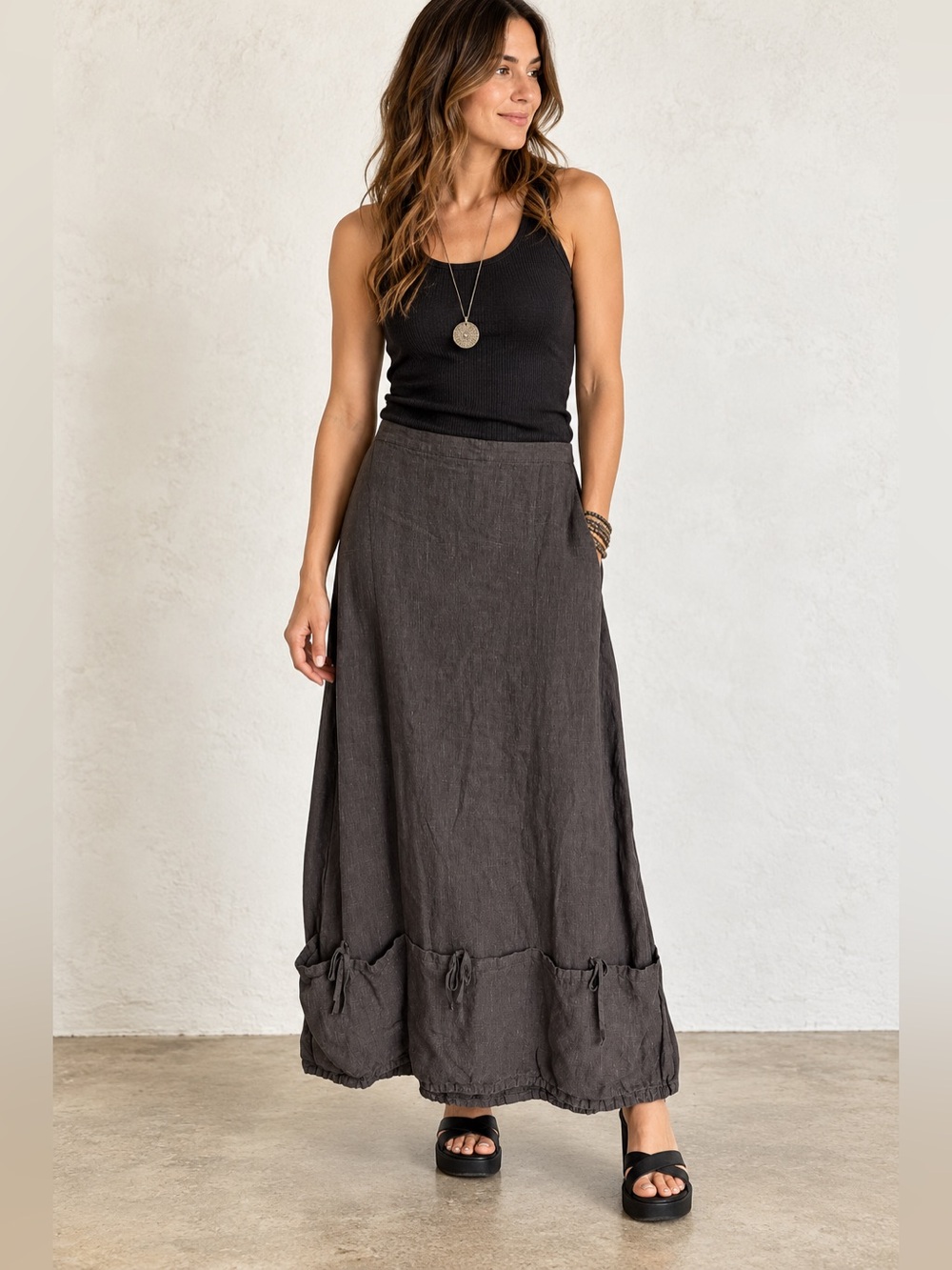 Bryn Walker Linen Skirt Elastic Waist and Pocket Hem Size Medium